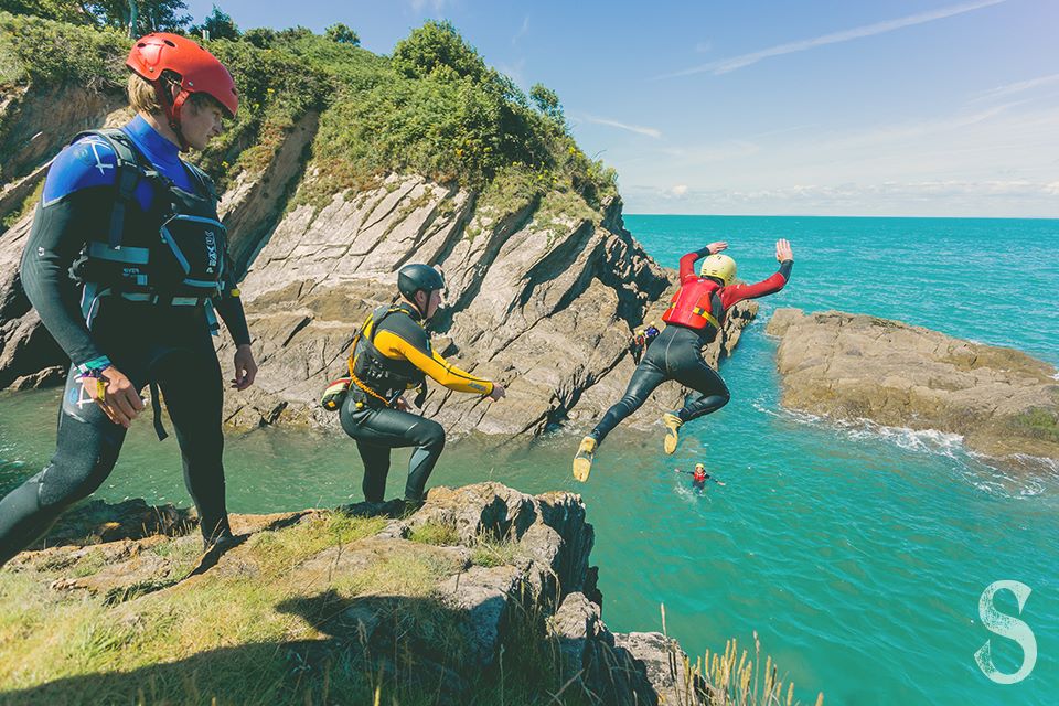 coasteering jump at Ilfracombe North Devon