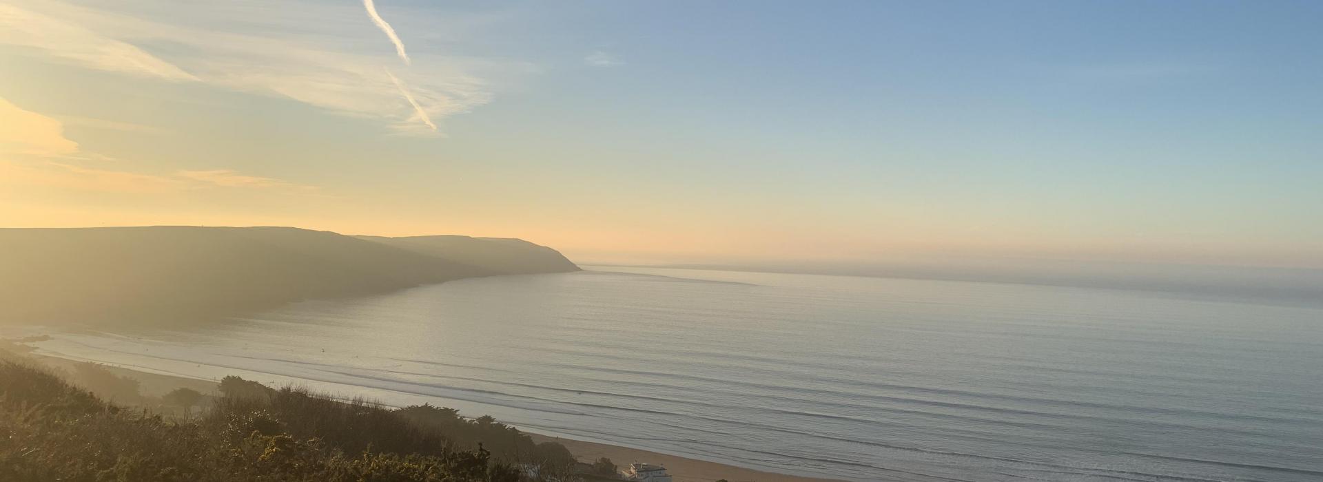 putsborough, north devon, aonb, 2 minute beach clean, beach clean