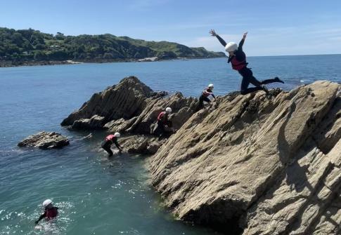 coasteering devon, north devon, adventure challenge, adrenaline, family, coasteering