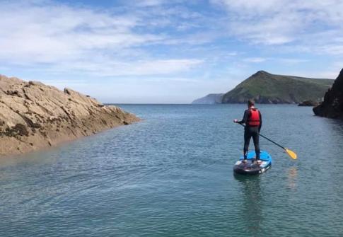 north devon, sup, paddleboarding near me, devon, croyde, woolacombe, social distancing devon, fitness, adventure